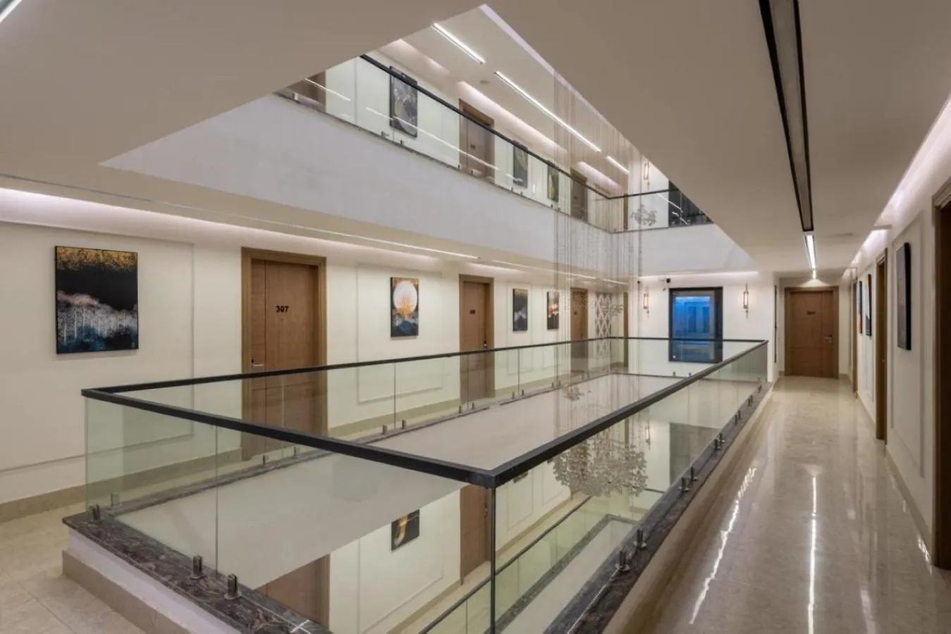 Aatithyam Residency Hotel Gurgaon 4*,  India
