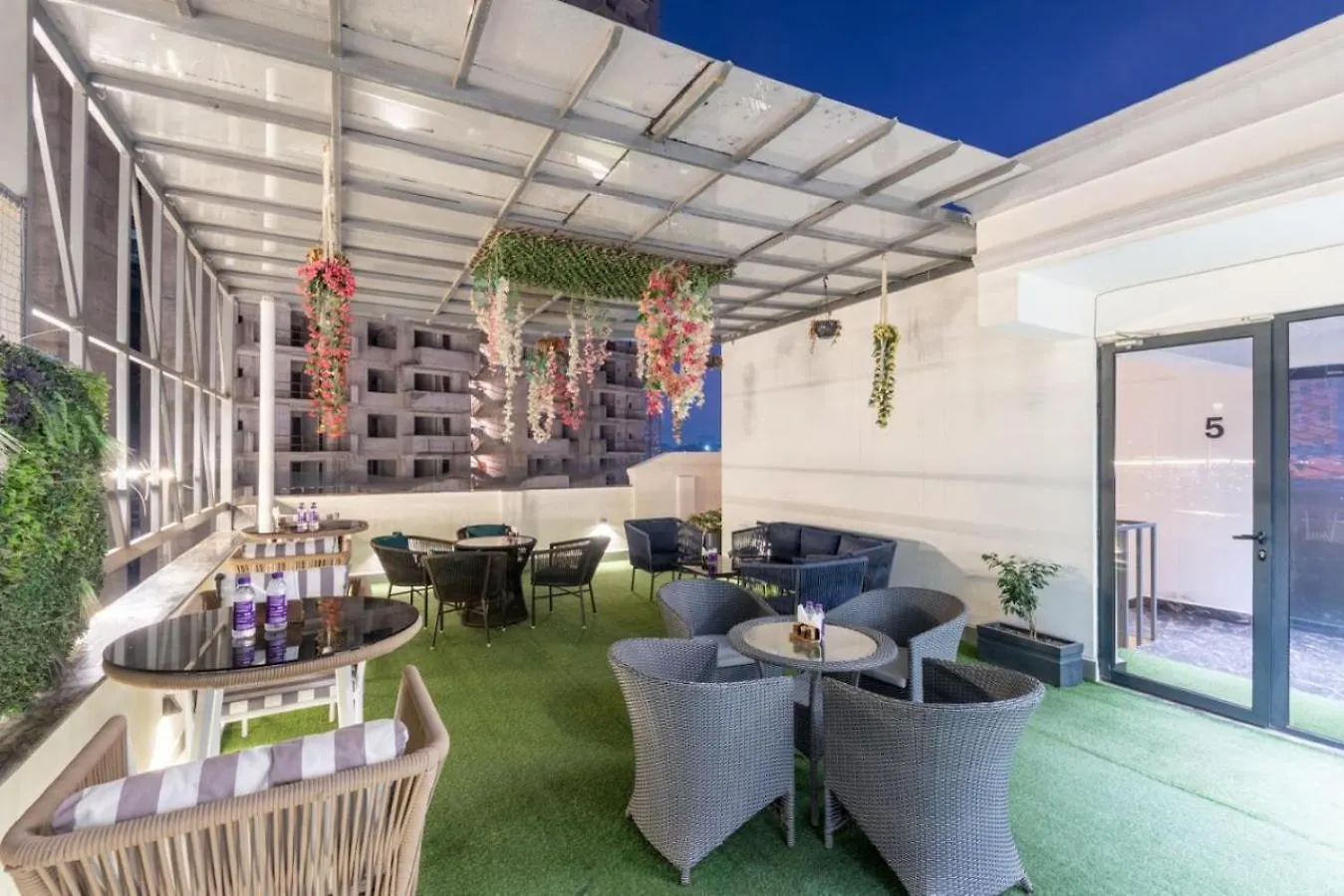 ****  Aatithyam Residency Hotel Gurgaon India
