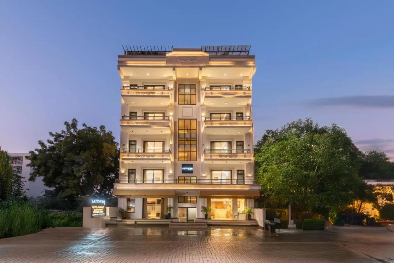 Aatithyam Residency Hotel Gurgaon